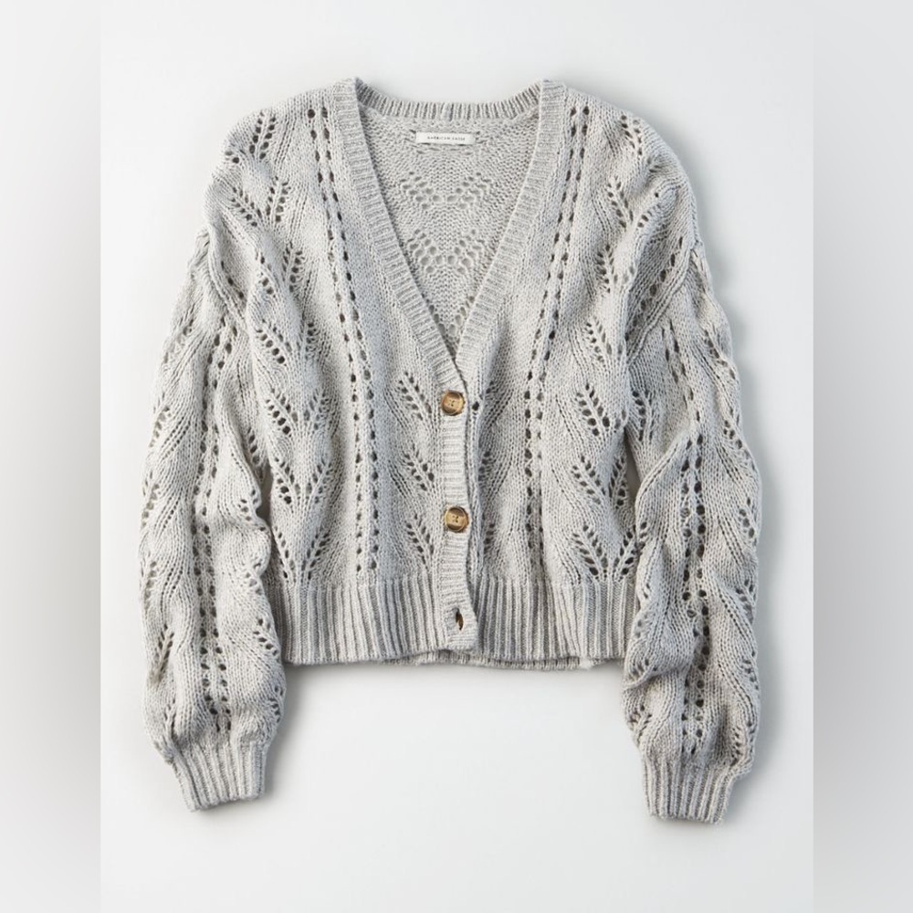 American Eagle Crochet Grey Button Up V Neck Cropped Knit Cardigan Sweater XS
